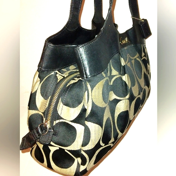 ★BEAUTIFUL!!★EUC COACH "Lexi" Large Signature Sateen 3 Section Interior Satchel - Picture 5 of 16